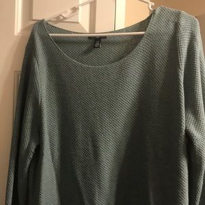 Gap sweater